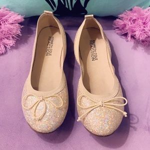 NBW Gold Kenneth Cole baller flats